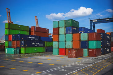 cargo-containers-crate- tariffs export-import-122164